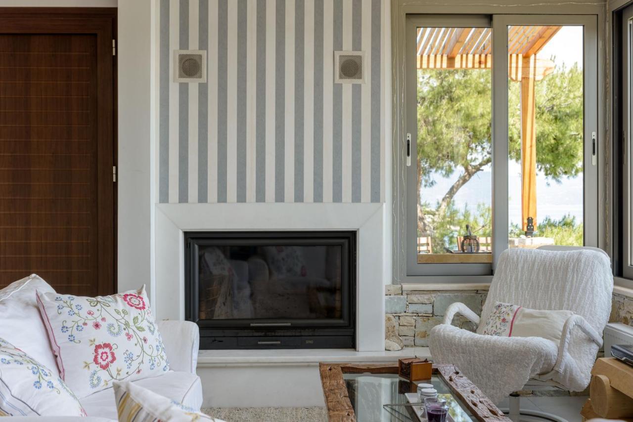Crystal Beach Villa Chalkida Exterior foto